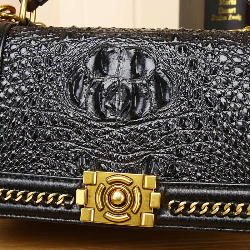 Crocodile Pattern Women Leather Crossbody Bag Satchel Bag LH3478_3 Models