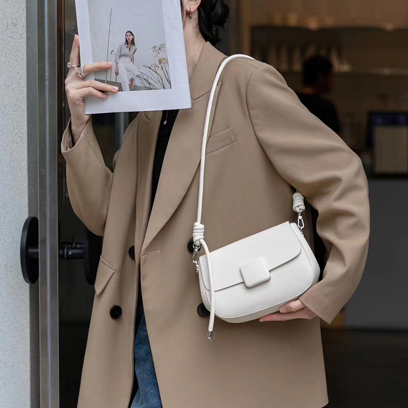 Cute Genuine Leather Crossbody Bag Fashion Handbags LH3512_5 Colors