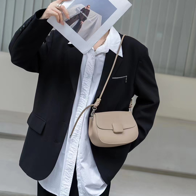 Cute Genuine Leather Crossbody Bag Fashion Handbags LH3512_5 Colors
