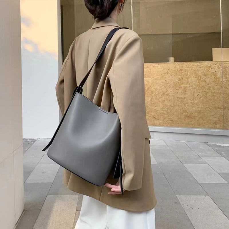 Real Leather Barrel Bag Women Shoulder Purse LH3472_5 Colors