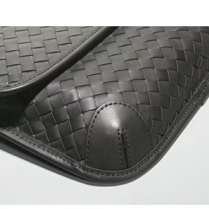 Sheepskin Woven Leather Crossbody Bag LH3210