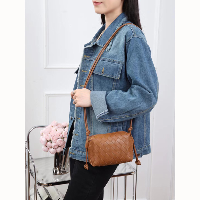 Woven Sheepskin Leather Crossbody Bag Womens Bag LH3656S