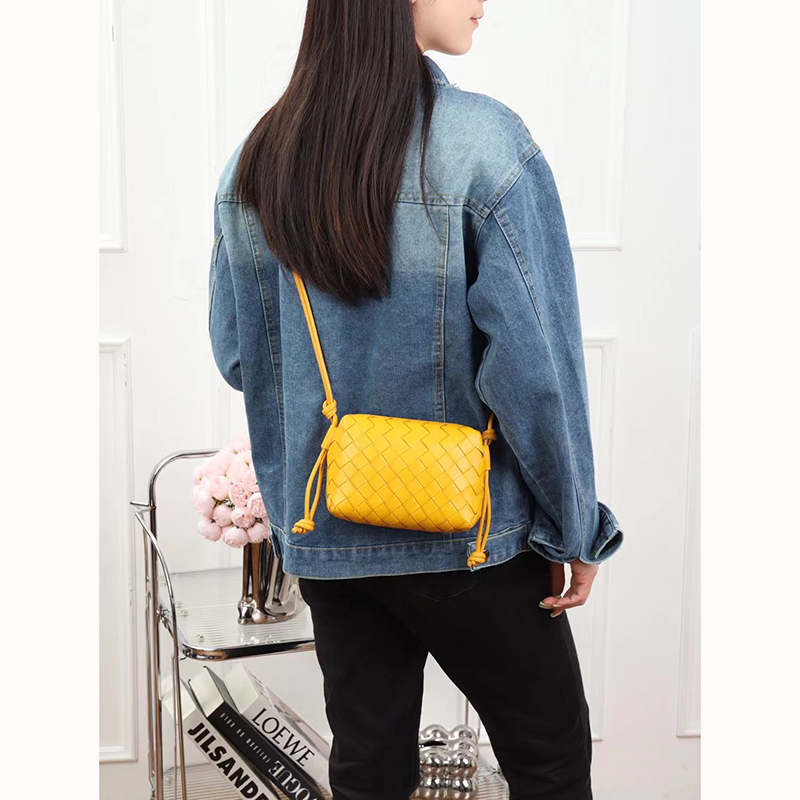 Woven Sheepskin Leather Crossbody Bag Womens Bag LH3656S