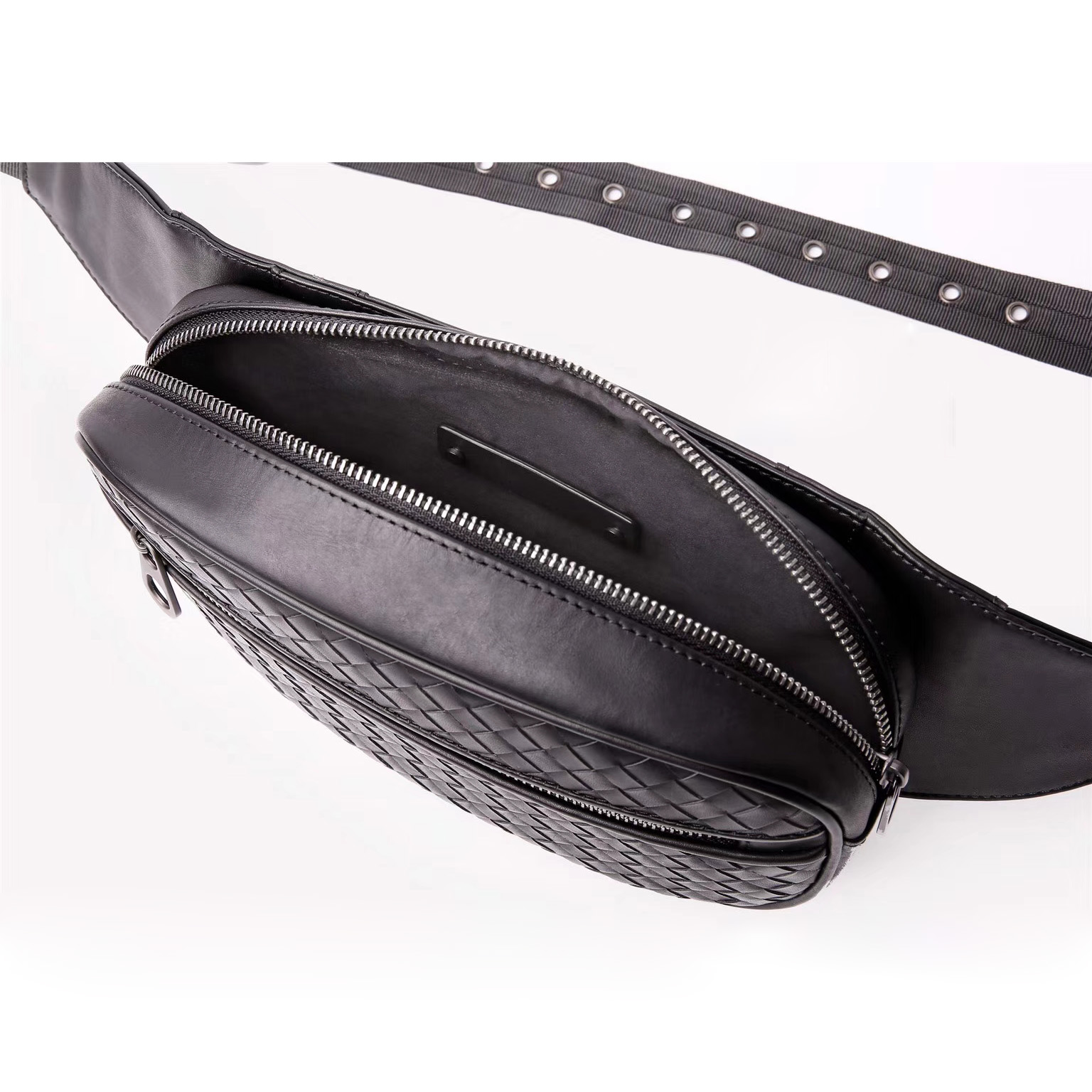 Woven Sheepskin Leather Waist Bag LH2890