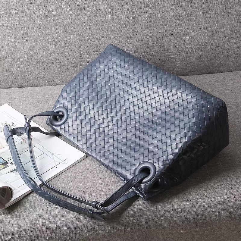 Sheepskin Woven Leather Shoulder Bag Ladies Bag LH3211L