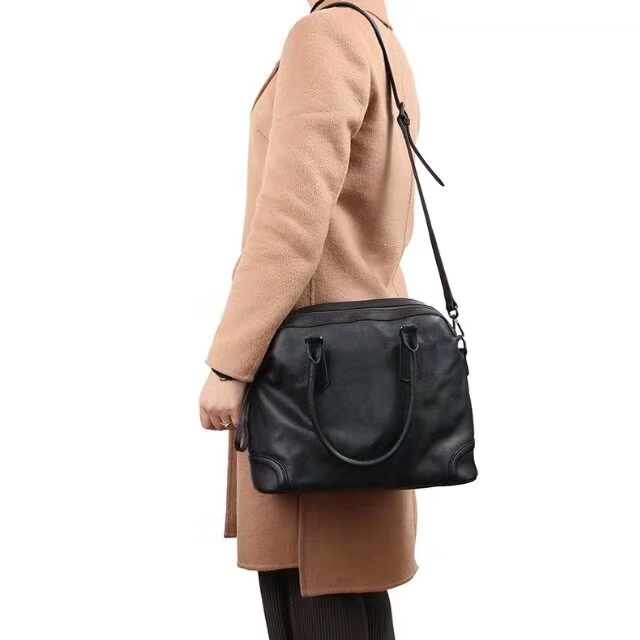 Soft Genuine Designer Overnight Leather Bag LH2759