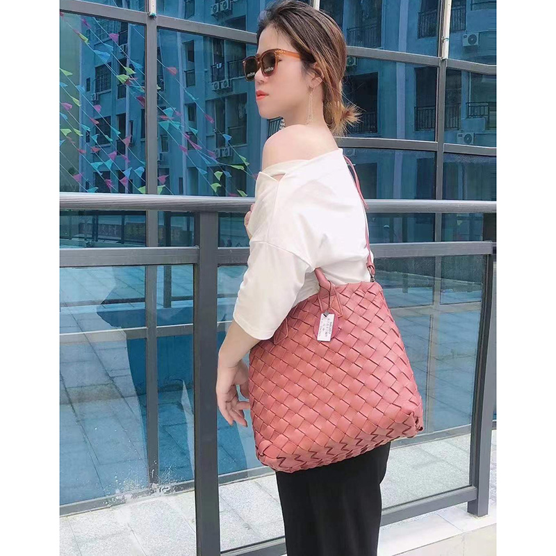 Trendy Supple Woven Sheepskin Leather Purse Handbag LH3256