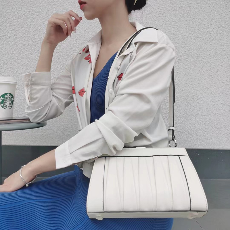 Wimples Womens Hand Bag Frame Leather Purse LH3568_4 Colors