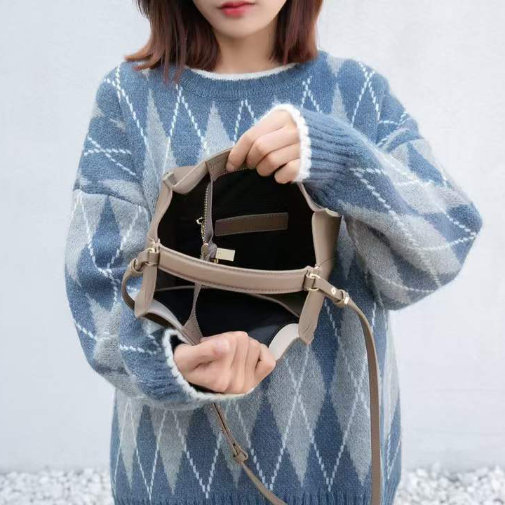 Women Leather Barrel Bag Fashion Purse Bag LH3068_5 Colors